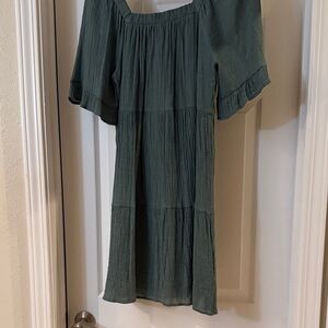 Women's Green Square-Neck Tiered Dress